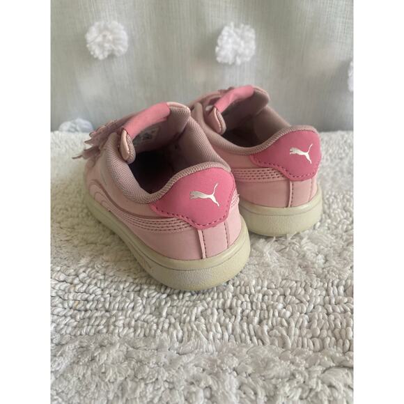 Girls’ Pink Puma Sneakers - Size 11 - Adorable & Comfortable - Picture 4 of 8
